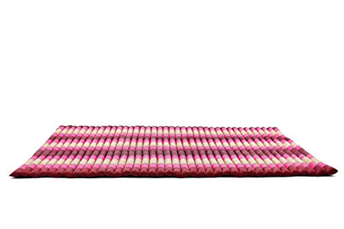 LEEWADEE Trifold Mattress XL – Comfortable Thai Massage Pad, Foldable Relaxation Floor Mattress Filled with Eco-Friendly Kapok, Perfect to Use as a Sleeping Mat 79 x 41 inches, red