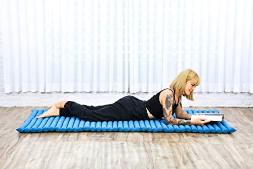 LEEWADEE Rollable Floor Mat L – Comfortable and Rollable Thai Mattress, Soft Massage Mat Filled with Eco-Friendly Kapok, Perfect to Use as a Sleeping Mat 75 x 39 inches, Light Blue