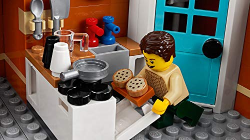 LEGO Creator Expert Corner Garage 10264 Building Kit (2569 Pieces)