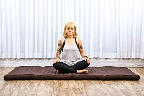 LEEWADEE Trifold Mattress Standard – Comfortable Thai Massage Pad, Foldable Floor Mattress Filled with Eco-Friendly Kapok, Perfect to Use as a Sleeping Mat 79 x 28 inches, Brown