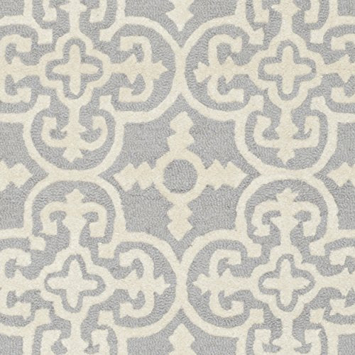 Safavieh Cambridge Collection CAM133D Handmade Moroccan Wool Area Rug, 8' x 10', Silver/Ivory