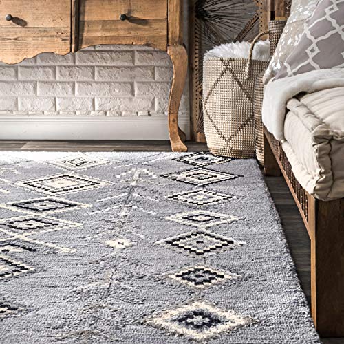 nuLOOM Belini Hand Tufted Wool Area Rug, 4' x 6', Dark Grey