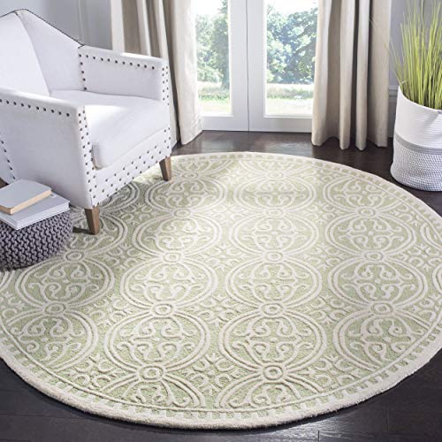 Safavieh Cambridge Collection CAM123B Handmade Moroccan Wool Area Rug, 8' x 8' Round, Light Green/Ivory