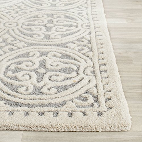 Safavieh Cambridge Collection CAM123D Handmade Moroccan Wool Area Rug, 8' x 10', Silver/Ivory