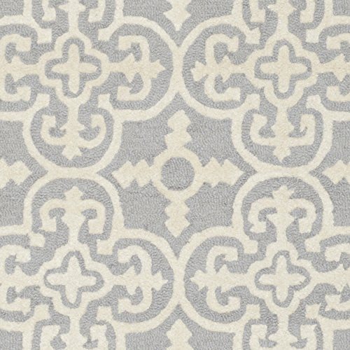 Safavieh Cambridge Collection CAM133D Handmade Moroccan Wool Area Rug, 8' x 10', Silver/Ivory