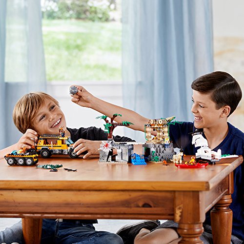 LEGO City Explorers Jungle Exploration Site Building Kit 60161 (813 Pieces)