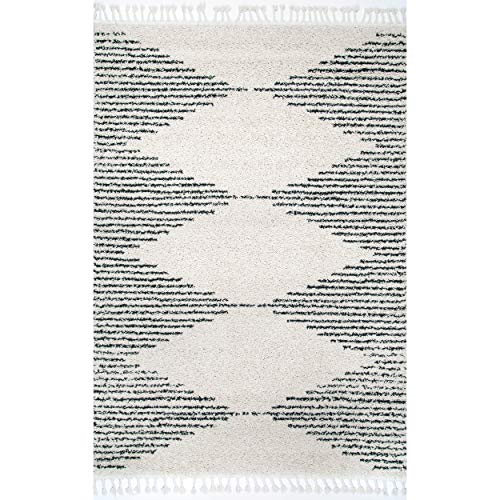 nuLOOM Sadie Moroccan Diamond Tassel Shag Area Rug, 6' 7" x 9', Off White