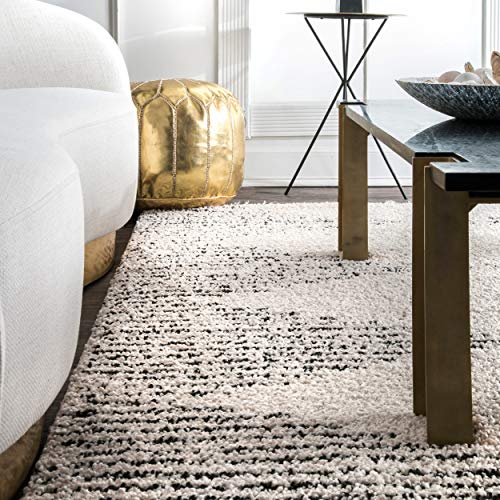 nuLOOM Sadie Moroccan Diamond Tassel Shag Area Rug, 6' 7" x 9', Off White