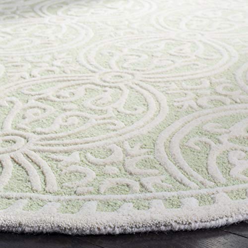 Safavieh Cambridge Collection CAM123B Handmade Moroccan Wool Area Rug, 8' x 8' Round, Light Green/Ivory