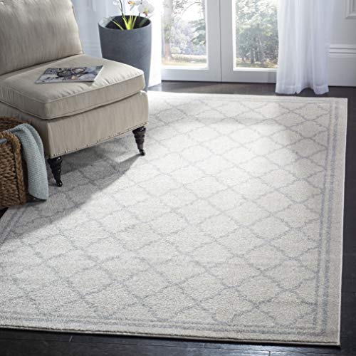 SAFAVIEH Amherst Collection AMT422E Moroccan Trellis Non-Shedding Living Room Bedroom Dining Home Office Area Rug, 9' x 12', Beige / Light Grey