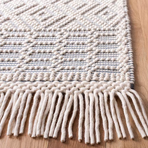 Safavieh Natura Collection NAT852A Handmade Moroccan Boho Fringe Wool Area Rug, 6' x 9', Ivory / Grey