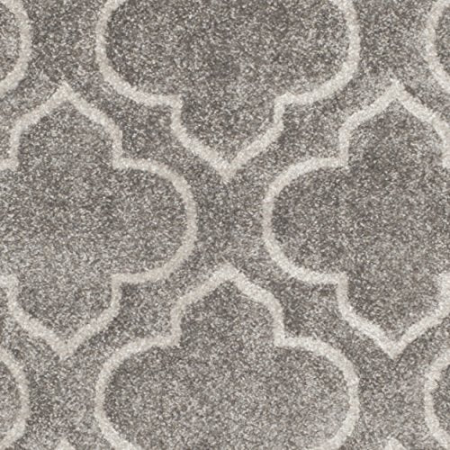 Safavieh Amherst Collection AMT412C Moroccan Geometric Area Rug, 8' x 10', Grey/Light Grey