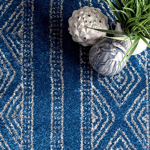 nuLOOM Sarina Diamonds Area Rug, 6 ft 7 in x 9 ft, Blue