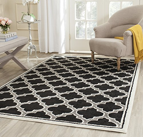 SAFAVIEH Amherst Collection AMT412G Moroccan Geometric Non-Shedding Living Room Bedroom Dining Home Office Area Rug, 7' x 7' Square, Anthracite / Ivory