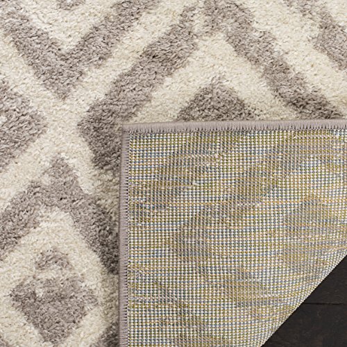 SAFAVIEH Amsterdam Collection AMS105A Diamond Trellis Distressed Non-Shedding Living Room Bedroom Dining Home Office Area Rug, 9' x 12', Ivory / Mauve